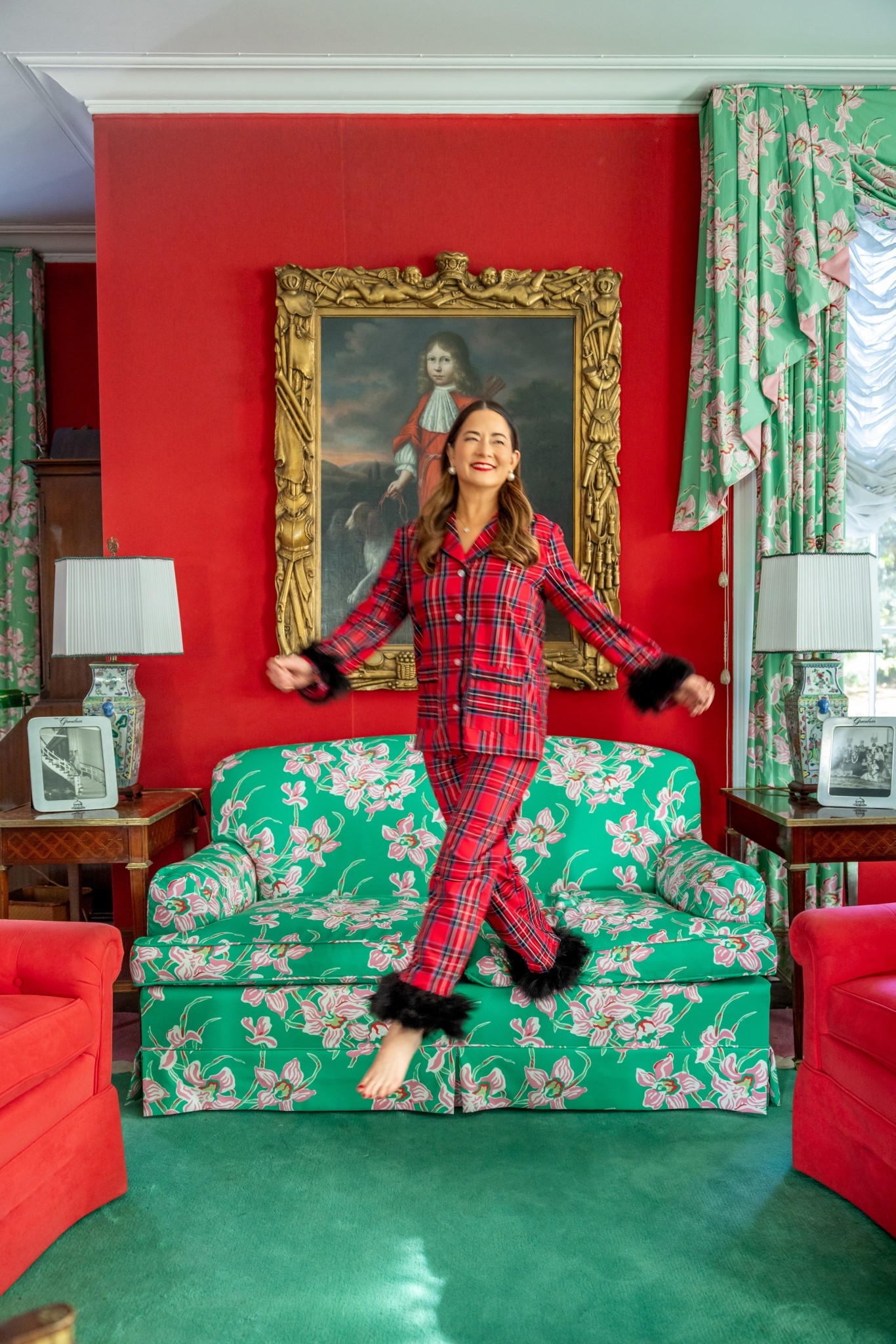 These holiday pajamas are darling! Who doesn’t love a tartan plaid print? Plus, these are monogrammed pajamas, and a festive way to add a dose of joy to Christmas morning! 

#LTKootd #LTKdayinmylife #LTKHoliday