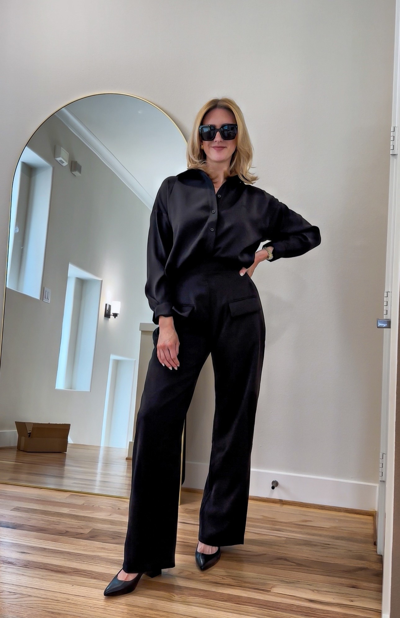 When in doubt, go monochrome. This @oddmuseofficial set is tailored perfection — the wide-leg trousers and structured button-up make the ultimate power pairing. Effortless, polished, and ready for anything from meetings to martinis. 

#OddMuse #MonochromeOutfit #ChicStyle #PowerLook #ModernMinimalist #LTKWorkwear #LTKEveningStyle #AllBlackLook #SophisticatedStyle #CapsuleWardrobe

#LTKStyleTip #LTKFindsUnder100