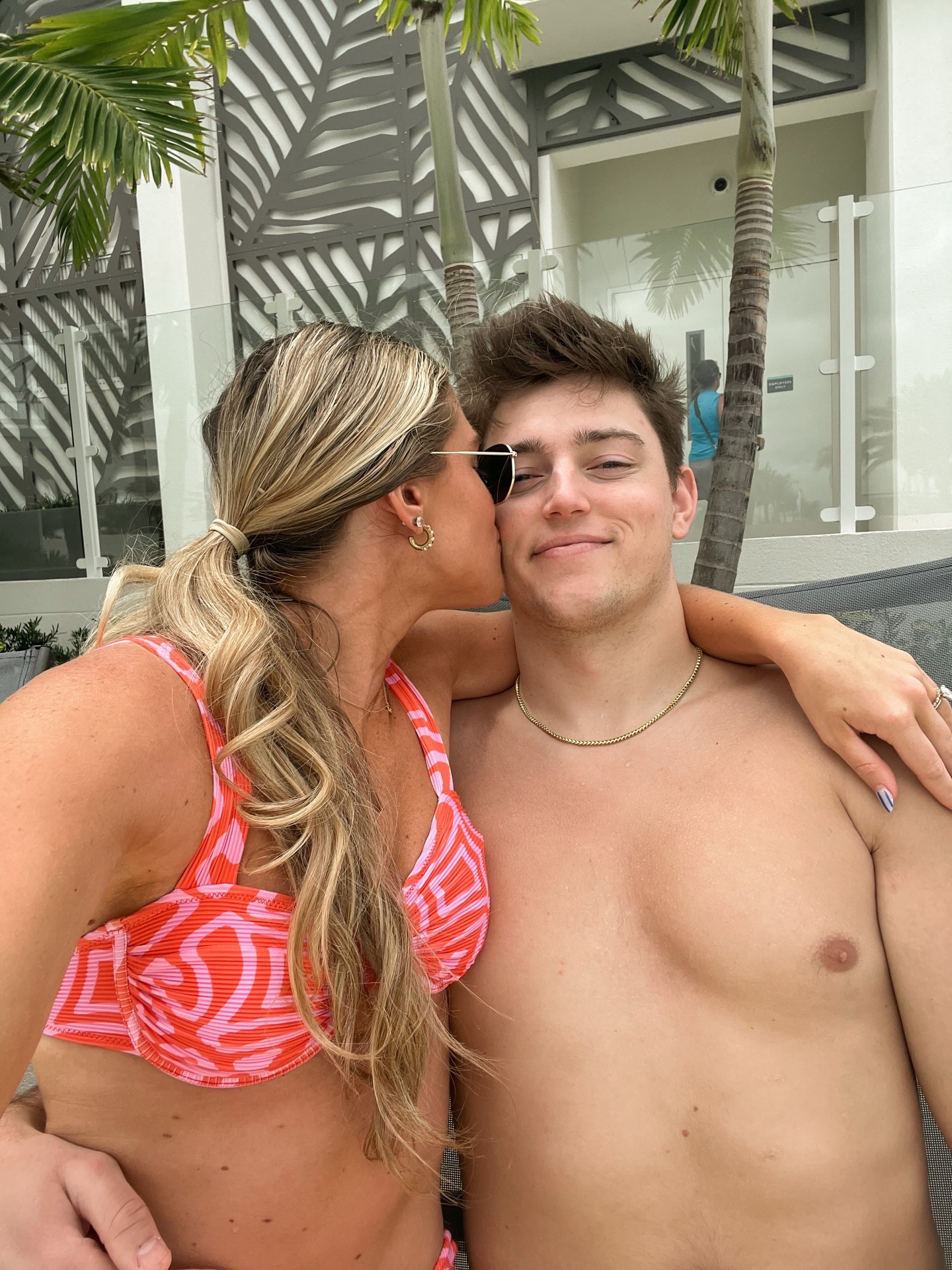 weekend getaway 💌🌼🌴🥥✨