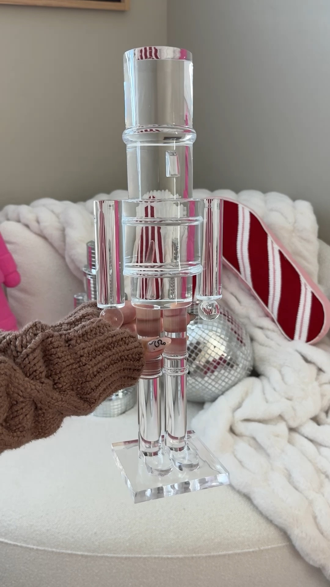 It’s timeeeeeeee! 🎅🏼🎀 The wait is finally over, Walmart just dropped their Christmas goodies online and they’re going to go quick! 🎄🪩


#LTKSeasonal #LTKHome #LTKVideo