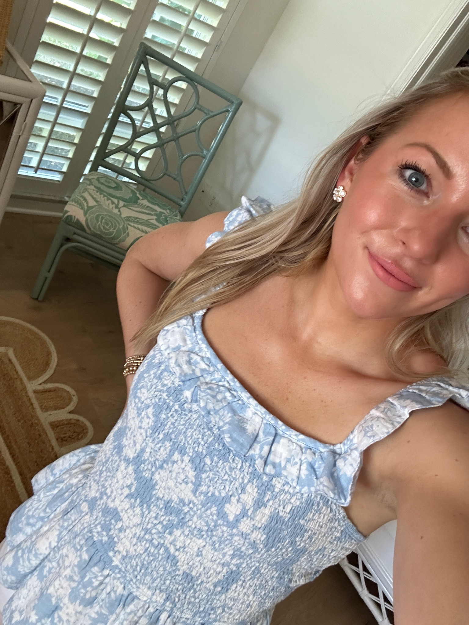 Blue and white floral top and white scalloped pants! I’m in the 6P pants which fit like a 2, they’re a little big on me so I’d say they’re true to size. Lip color is #69! 🤍 #florals #ruffletop #Belk #scalloped #whitepants 

#LTKSeasonal #LTKsalealert #LTKbeauty