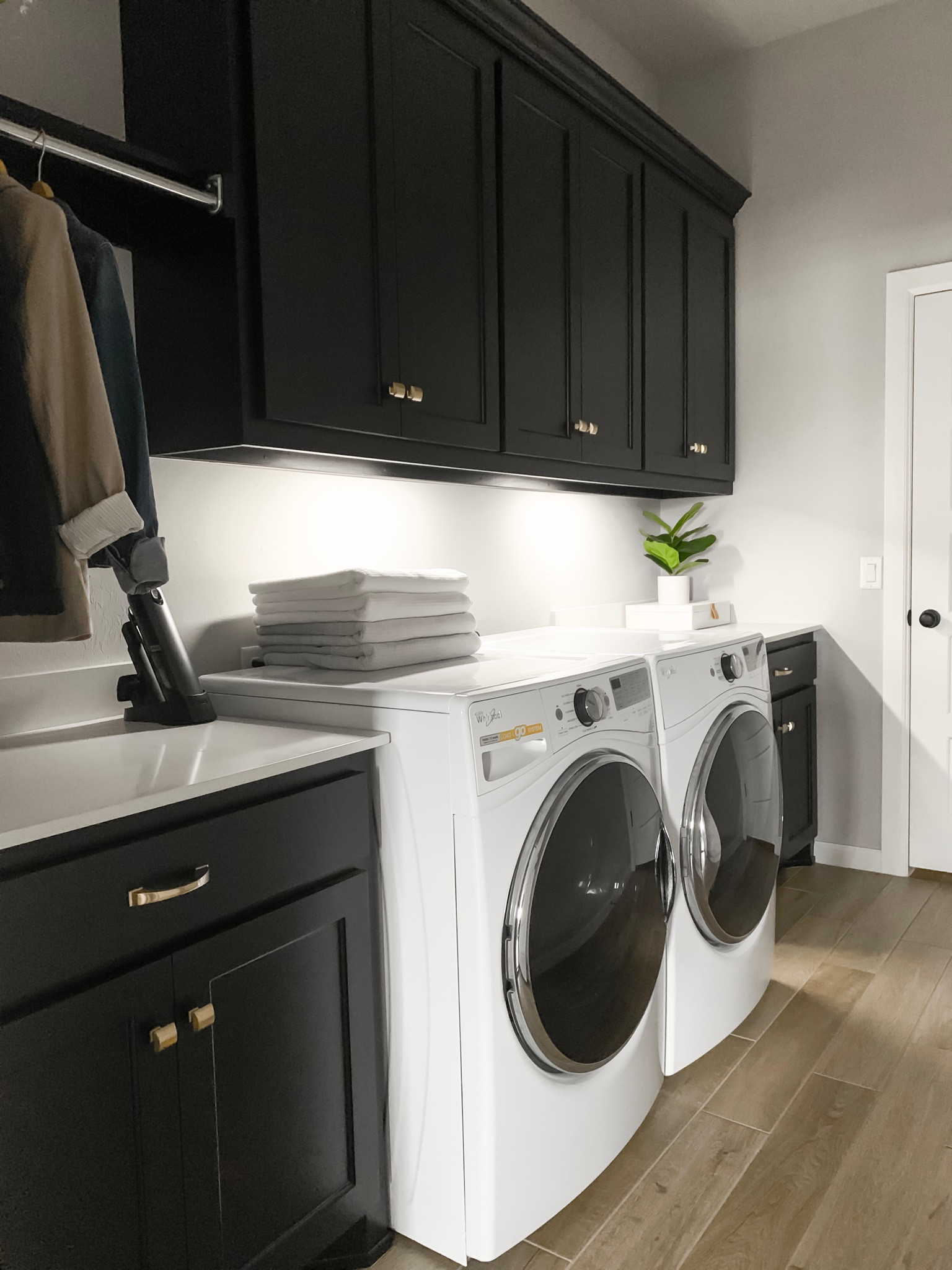Laundry room view with only motion sensor under cabinet lighting on. Love that they’re dimmable and battery powered. PS: Hurry while they’re currently over 50% OFF (with discount + store coupon) cause who knows when the price changes again


Home decor, laundry room, under cabinet lights, indirect lights, Amazon finds, Amazon home, hand vacuum, decor box, faux plant, 

#LTKstyletip #LTKsalealert #LTKhome