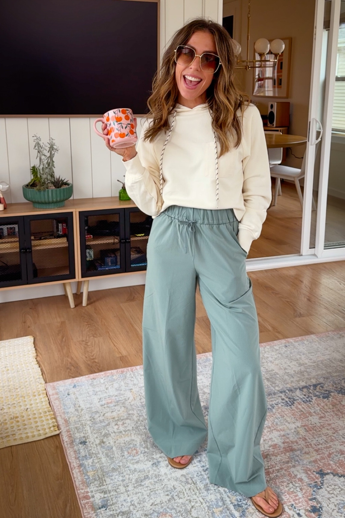 Comfy cozy all spring for me! This would make a great travel outfit - these athletic pants are fantastic! 🤩💕

#LTKTravel #LTKOver40 #LTKSeasonal