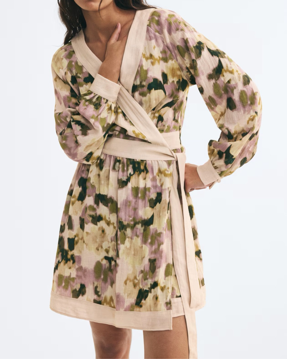 Fall patterned wrap dress

#LTKSeasonal