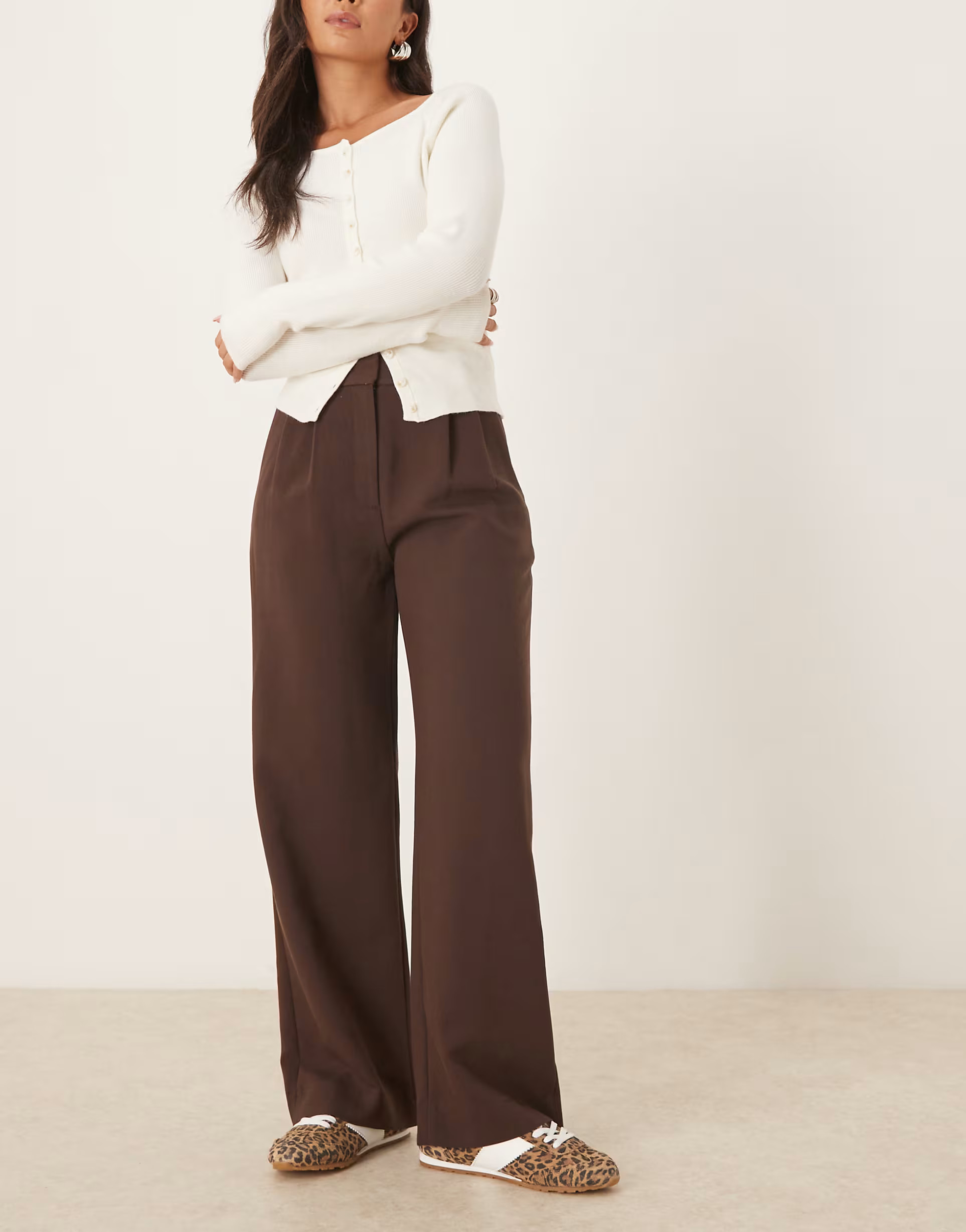 Abercrombie & Fitch sloane ultra high waist tailored trouser in brown | ASOS (Global)