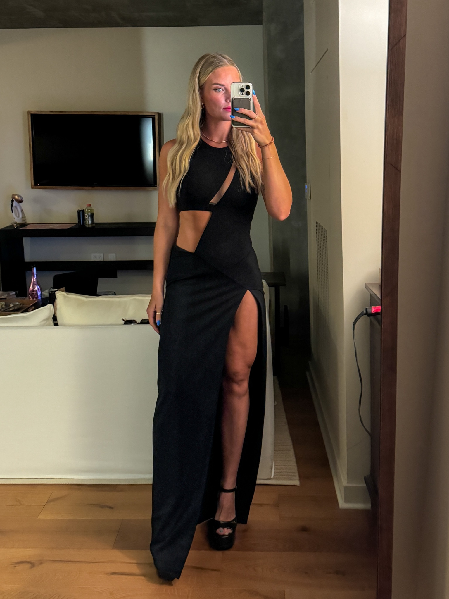 splurge dress — fits like a glove and loveee the look 

Size: small

#LTKStyleTip #LTKWedding #LTKTravel