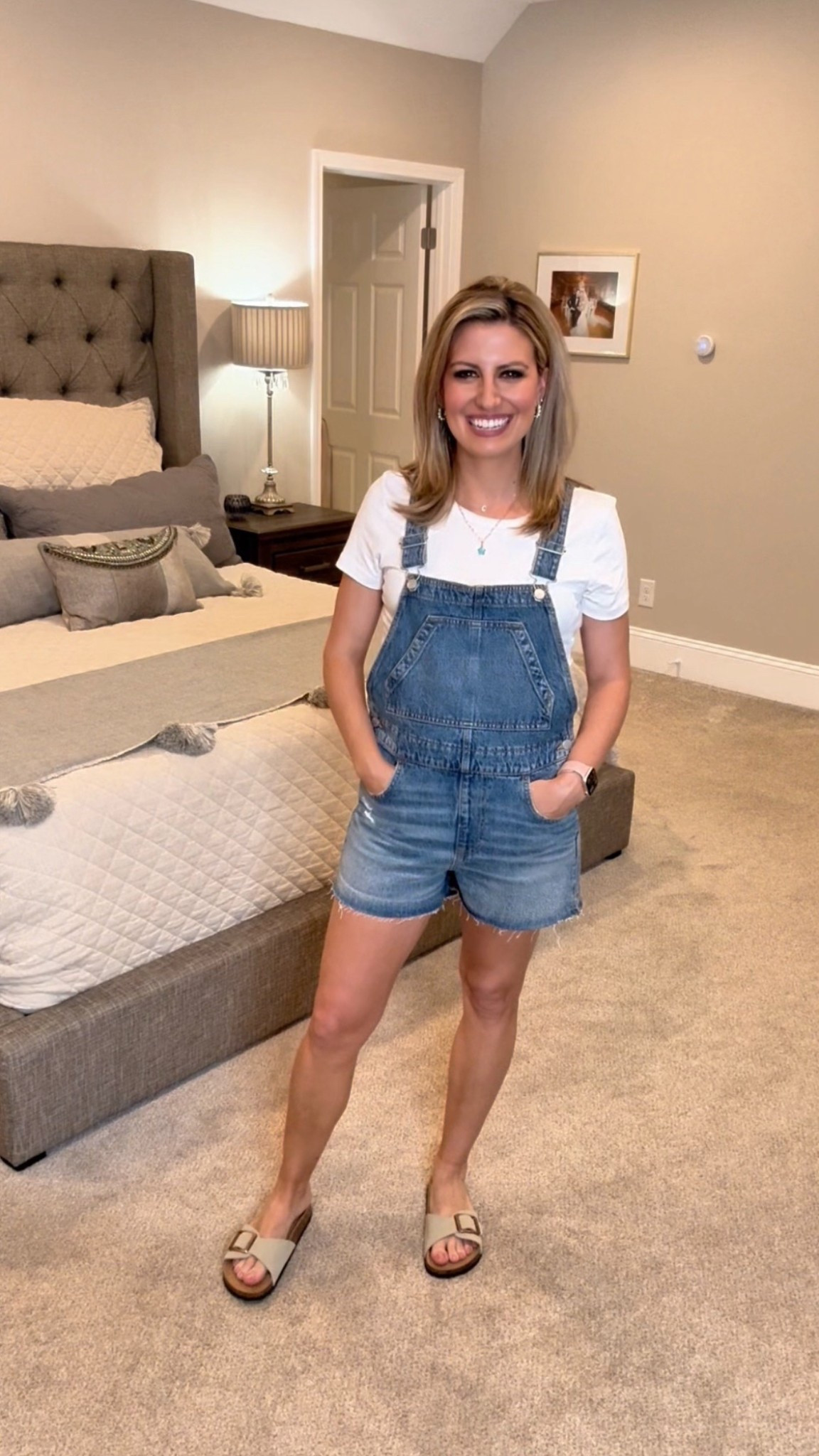 Backyard BBQ Ready 🇺🇸 The perfect Fourth of July outfit—cute, comfy, and ready for burgers, sparklers, and all the backyard fun!


#FourthOfJulyStyle #BackyardBBQOutfit #LTKSummer #RedWhiteAndBlueVibes #SummerStyleInspo #LTKOutfit #HolidayWeekendLook #MomStyle #LTKBarbecueReady #AmericanaStyle

#LTKSummerEdit #LTKSeasonal #LTKOver40