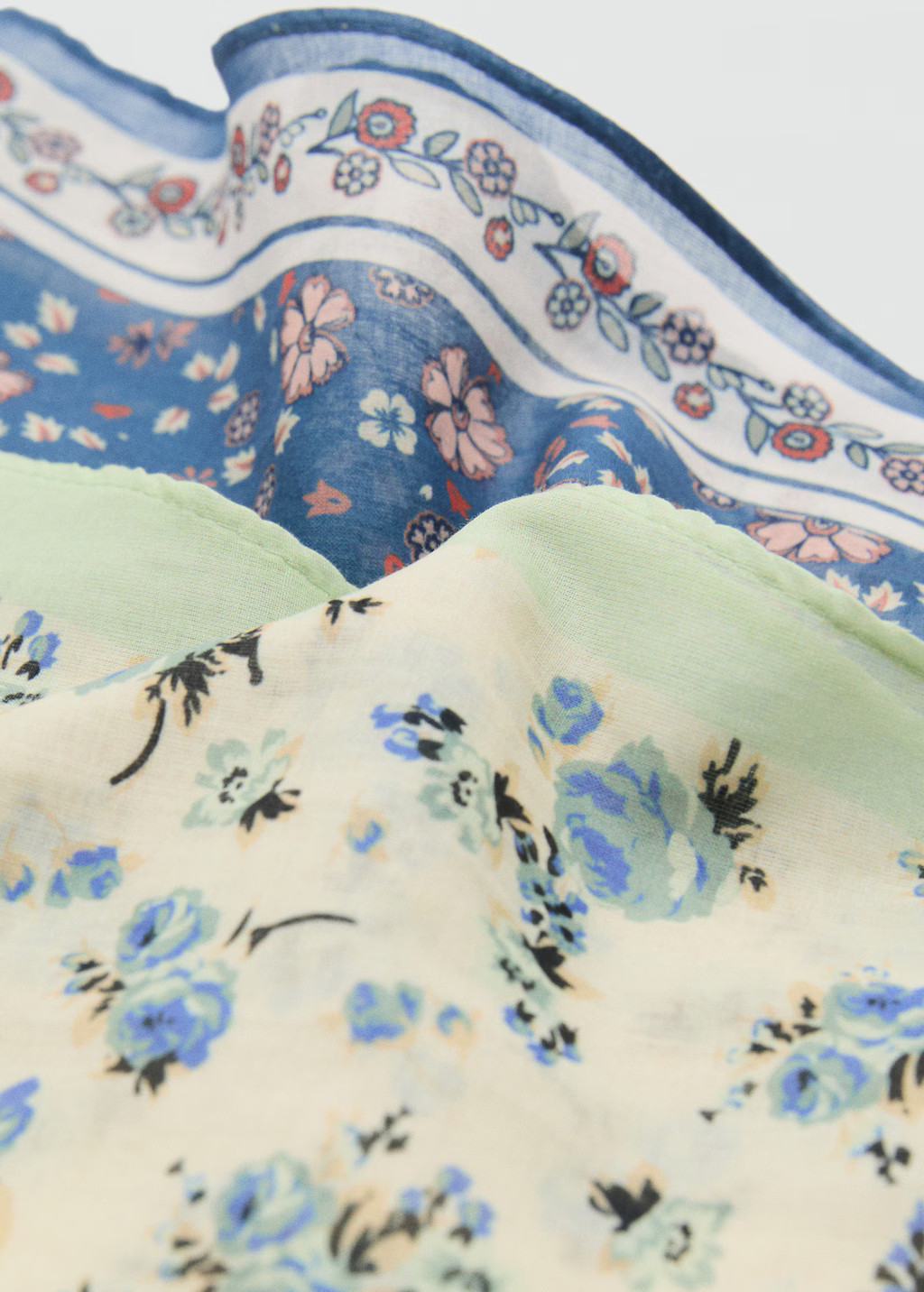 Set of 2 printed handkerchiefs - Women | MANGO USA | Mango (US/MX/AU)