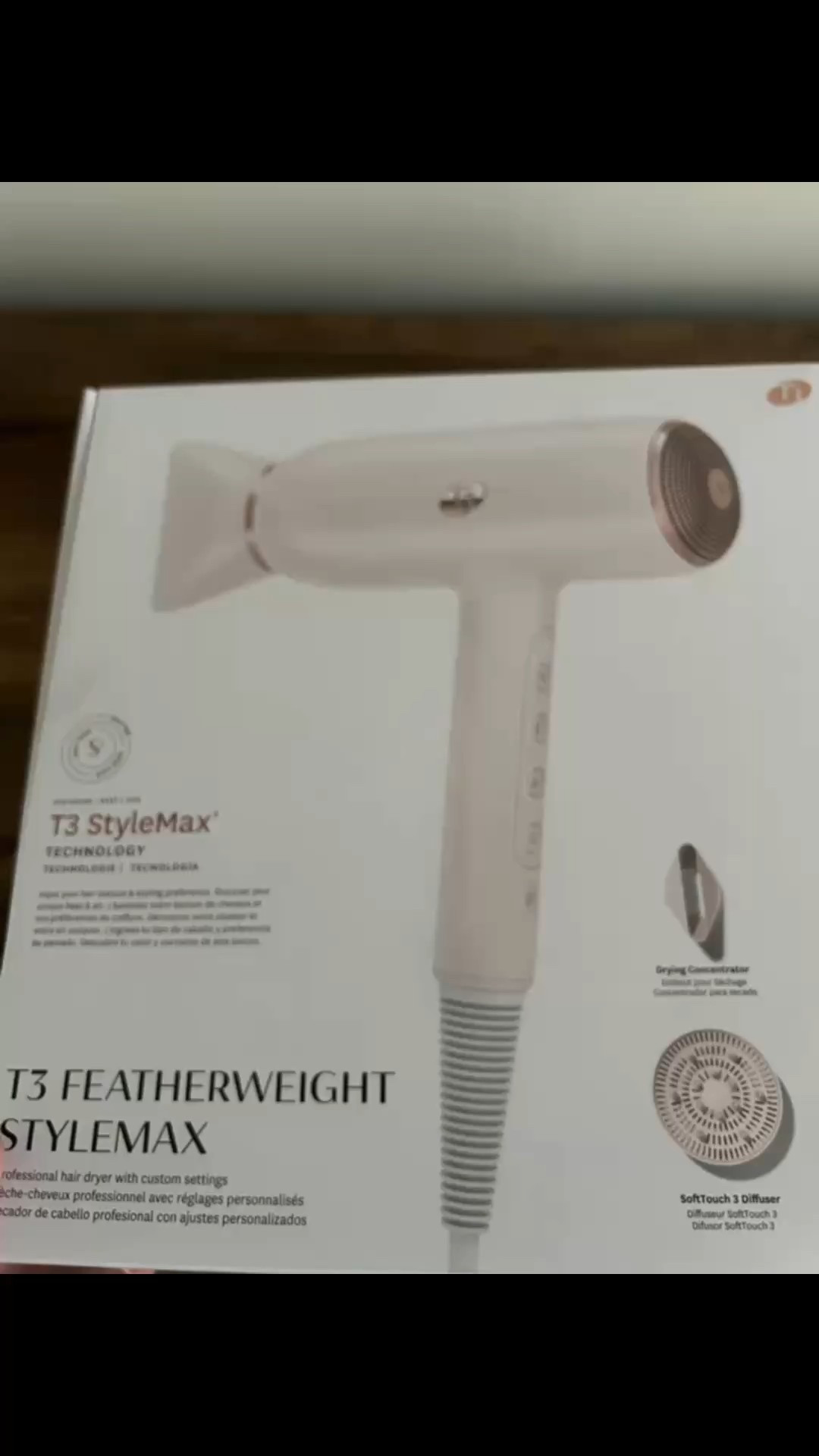 My new T3 featherweight stylemax hairdryer is so lightweight and dries hair quickly. Compact enough to travel with! 

#LTKBeauty