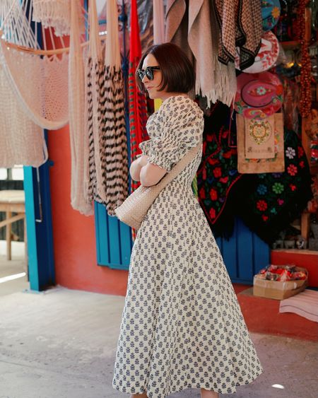 Wore this comfy dress and crossbody to the markets in Mexico City.