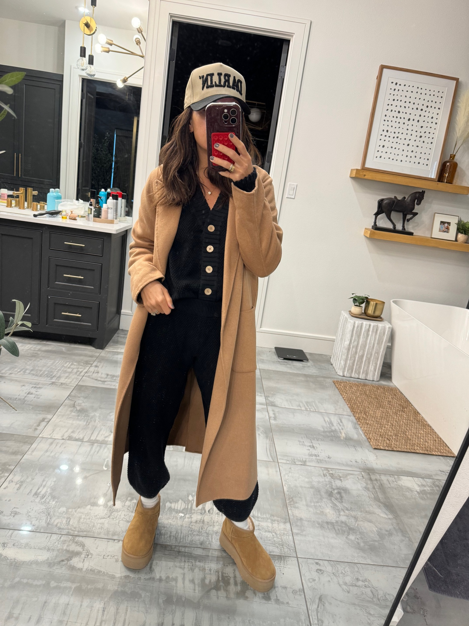 Comfy and cozy fall and winter outfit of the day

#LTKstyletip #LTKSeasonal #LTKfindsunder100