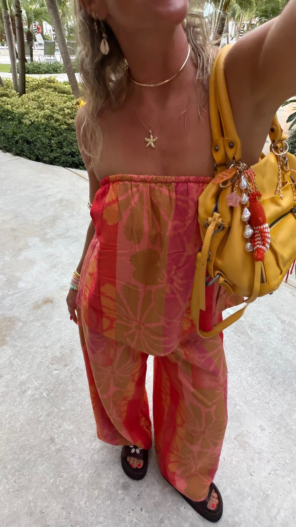 Ootd on vacay! 🤍

#LTKdayinmylife #LTKTravel #LTKootd
