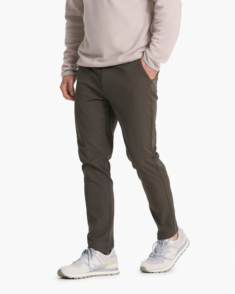 Cascade Tech Chino Pant | Vuori Clothing (US & Canada)