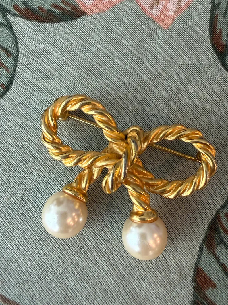 Vintage Gold Rope Bow Brooch with Faux Pearls, Classic Preppy Estate Jewelry | Etsy (Global)