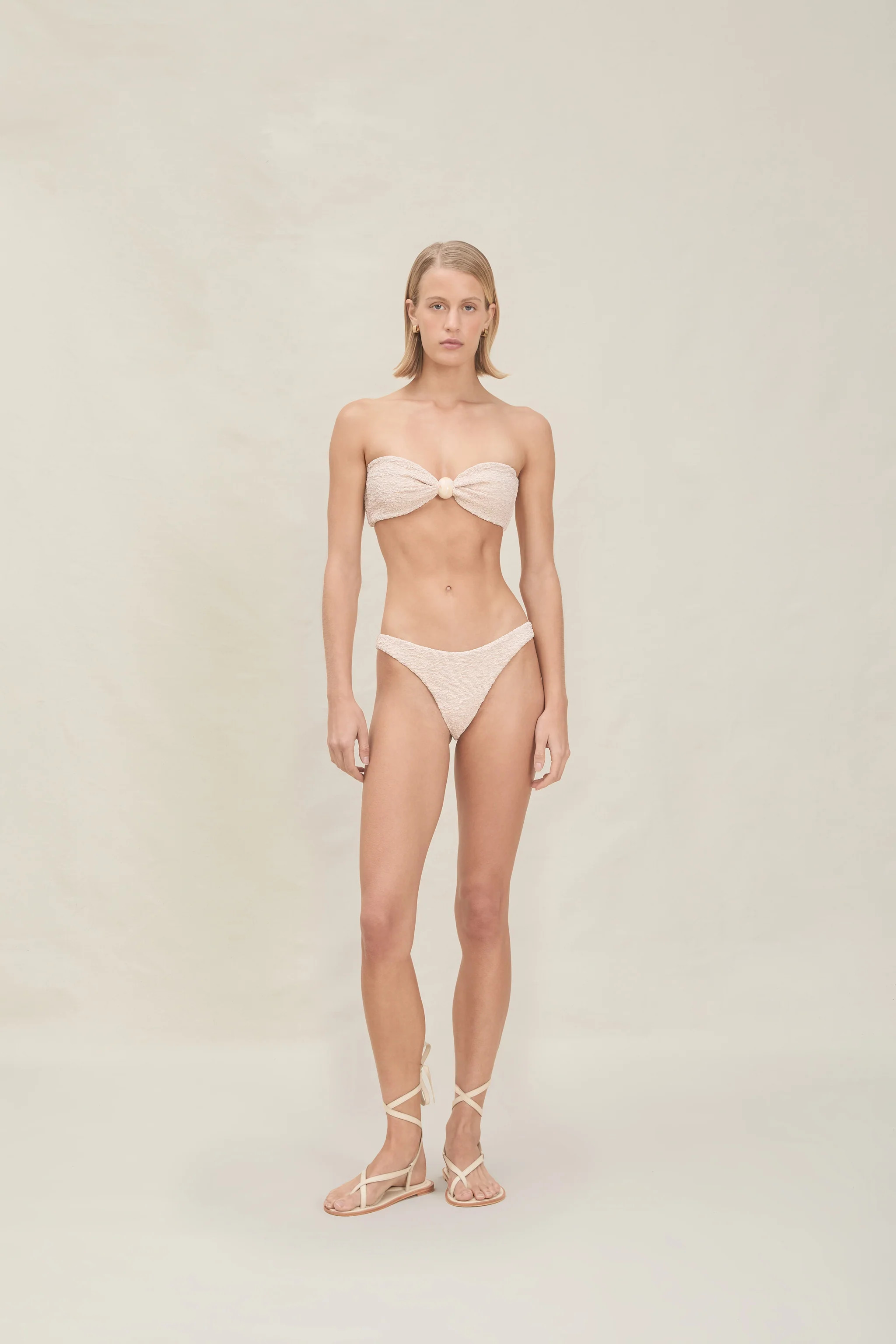 Noah Top | Devon Windsor