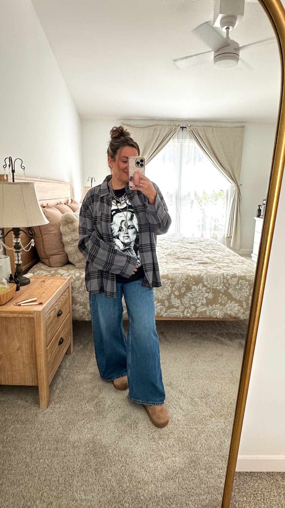 Dolly tee and gray flannel! Both hiding in the men’s department!

#LTKootd #LTKmomlife