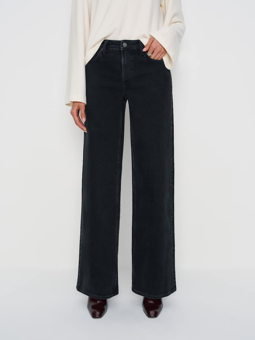 Greta Super Stretch Low Rise Wide Leg Jeans | Reformation (Global)