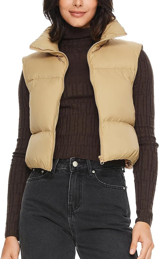 Orolay Women's Cropped Puffer Vest Winter Crop Down Vest Lightweight Sleeveless Outerwear Padded ... | Amazon (US)
