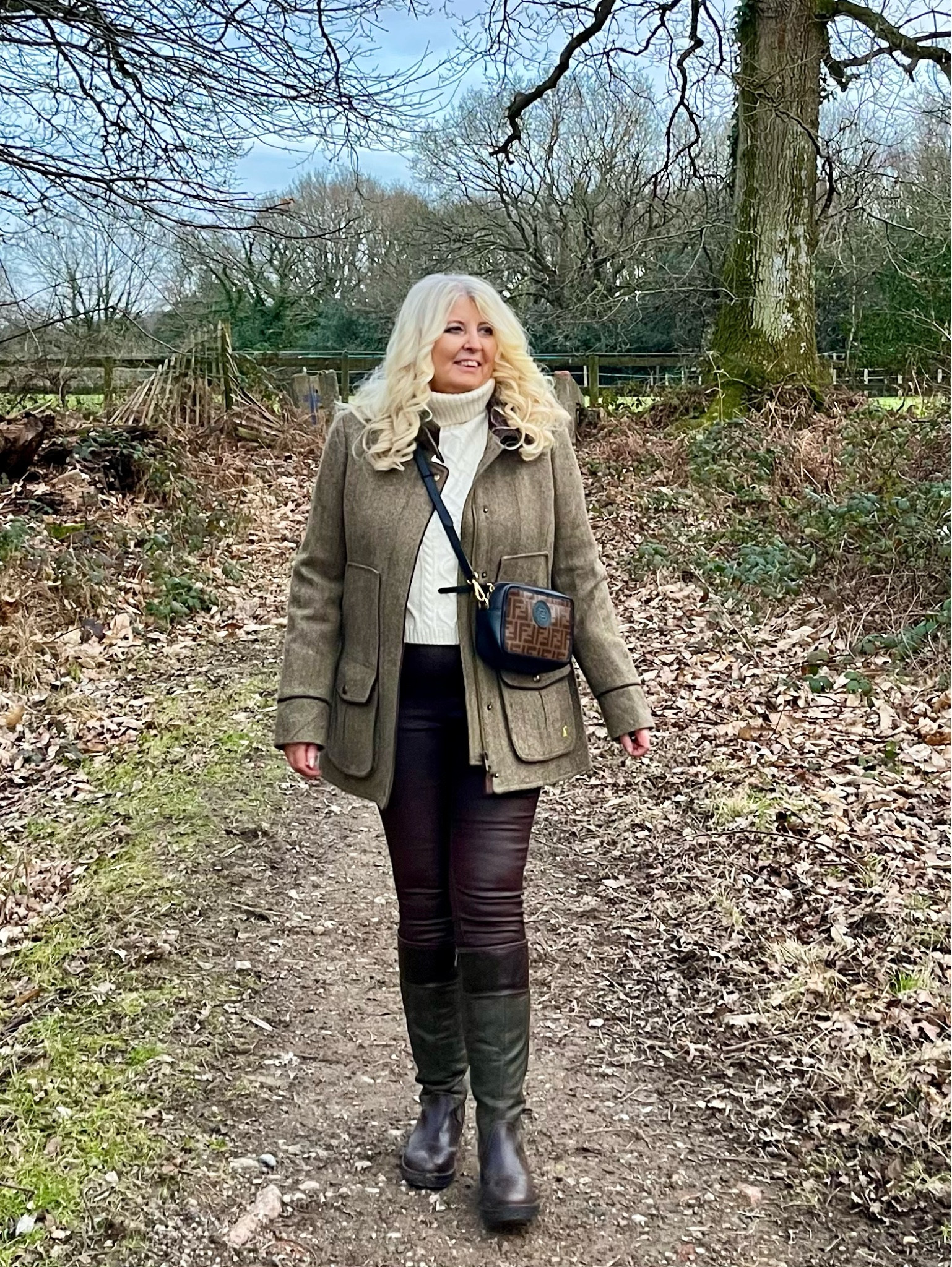 Field country style 
Joules field coat 
Heavenly Feet boots 

#LTKSeasonal #LTKeurope #LTKstyletip