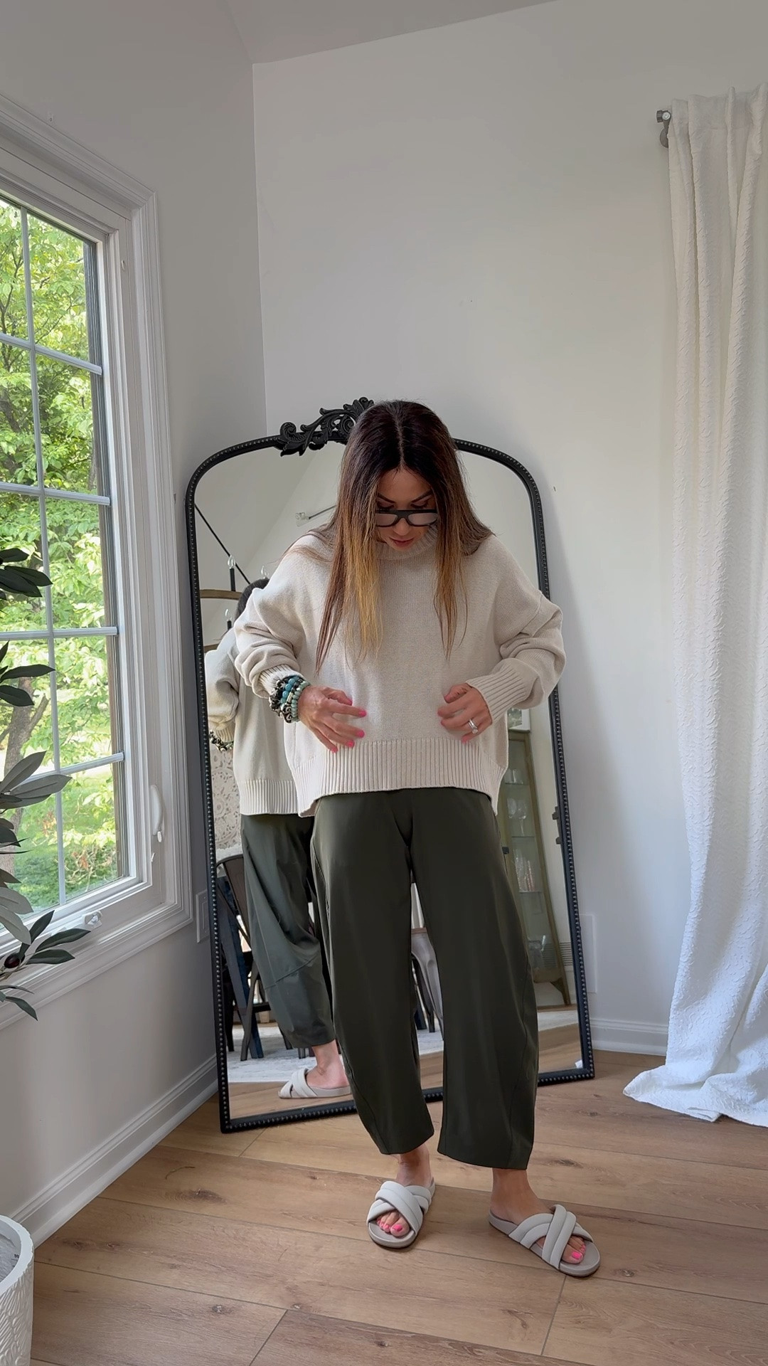 Ruti pants 2 petite. Tops small. Sandals TTS. Jewelry code HOUSEOFLEO20

#LTKSaleAlert #LTKOver40 #LTKPetite