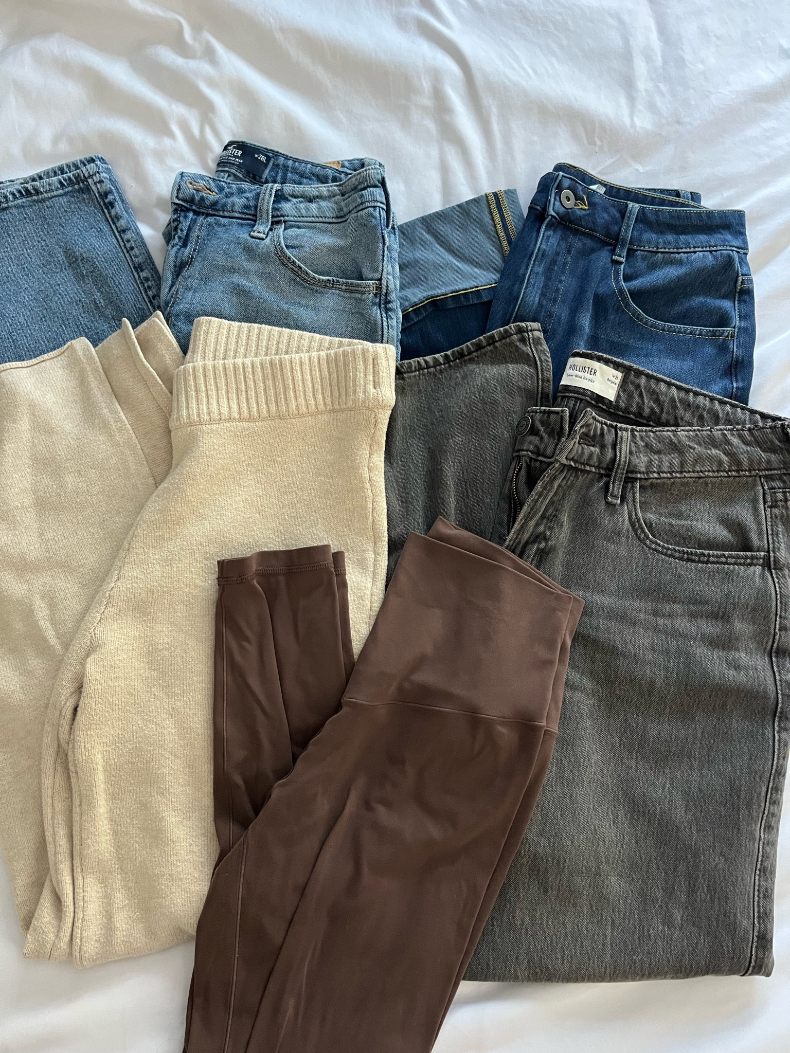 Pants I packed for my trip to NYC! 

#LTKTravel #LTKSeasonal #LTKHoliday