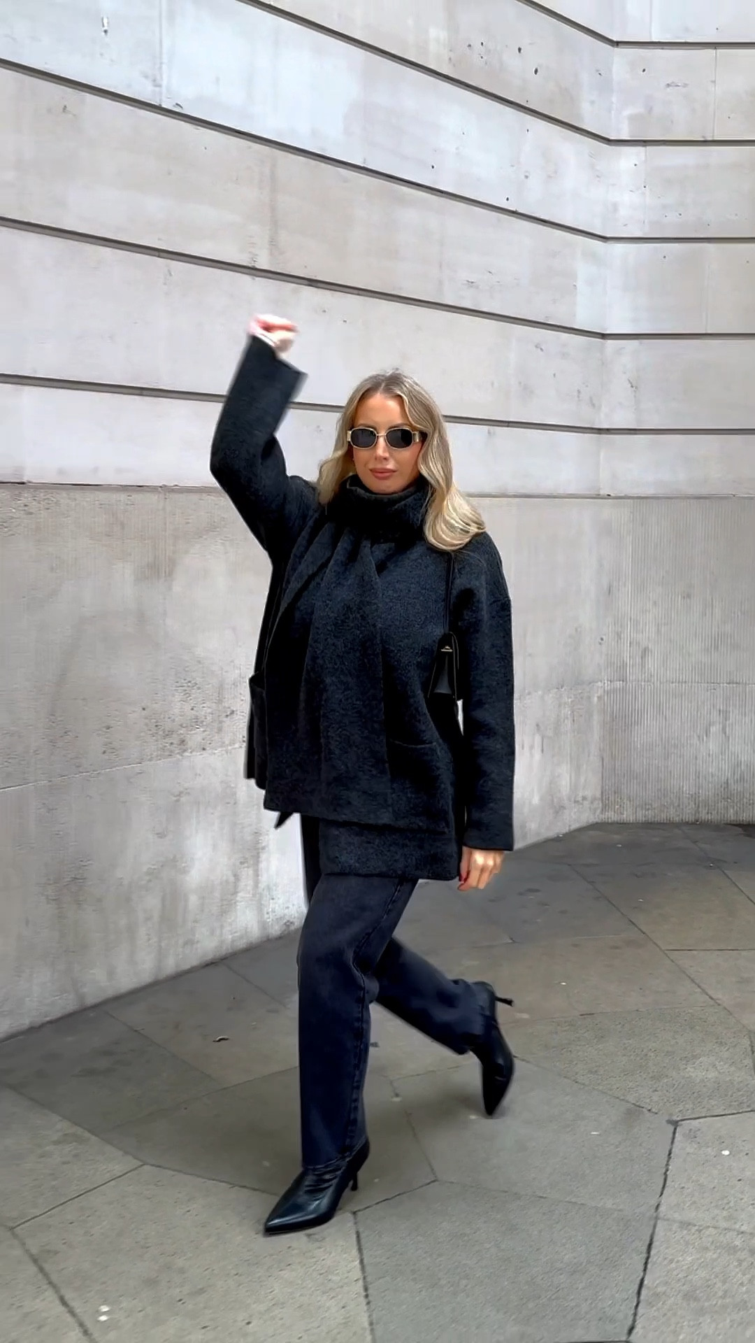 #LTKmidsize #LTKwinter #LTKcurves