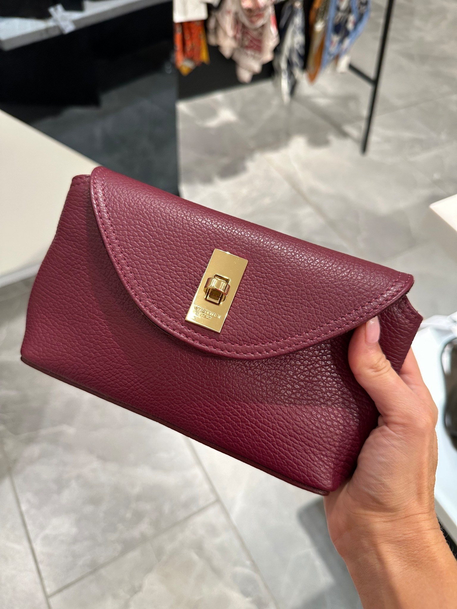 Current obsession: all things Merlot, Burgundy, Maroon etc  

#LTKaustralia #LTKhome
