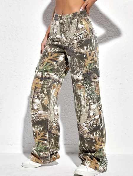 Amazon camo cargo pants: fall outfit inspo, perfect fall outfit. 

#LTKCyberWeek #LTKSeasonal #LTKfindsunder50