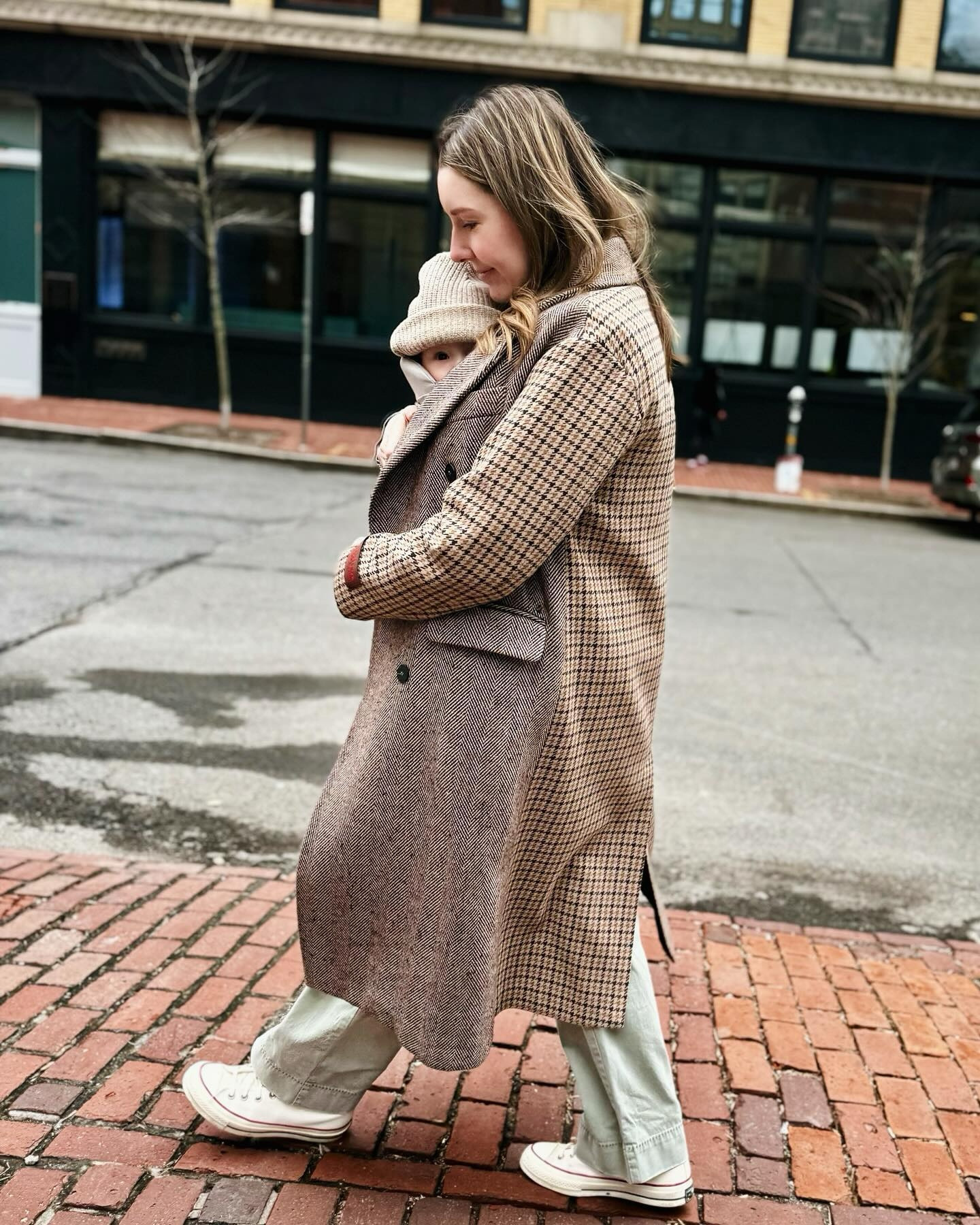 Rainy days, warm snuggles #ltknordstrom #springcoat #oversizedcoat #converse 

#LTKBump #LTKBaby