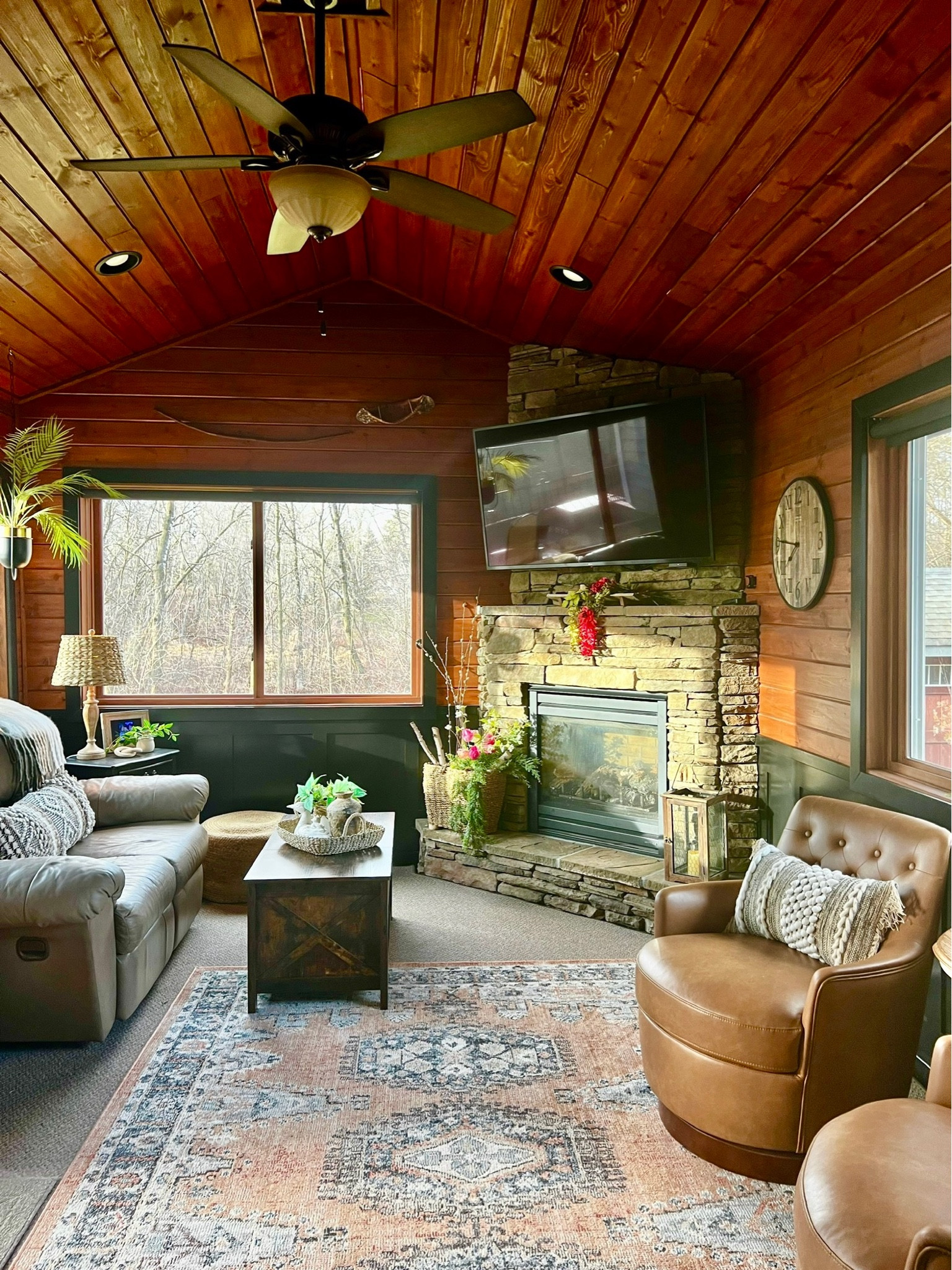 It’s my rustic room - who doesn’t love little Yellowstone in their life! 🎻

#LTKstyletip #LTKhome