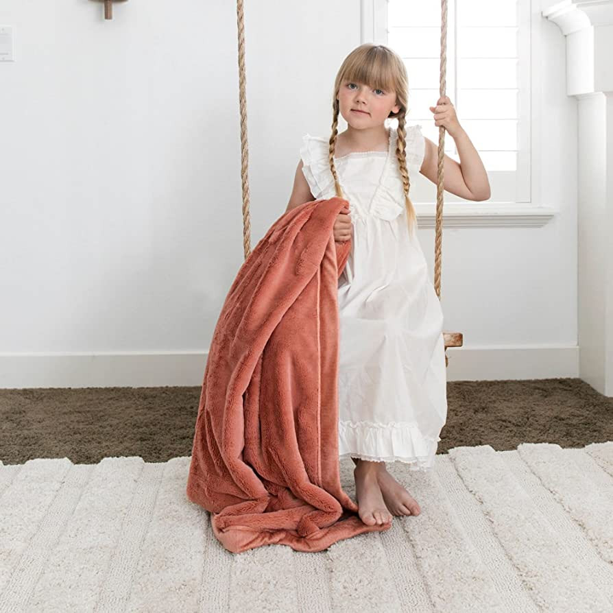 SARANONI Super Soft Comfy Lush 40" x 60" Blanket for Kids and Teens (Clay) | Amazon (US)