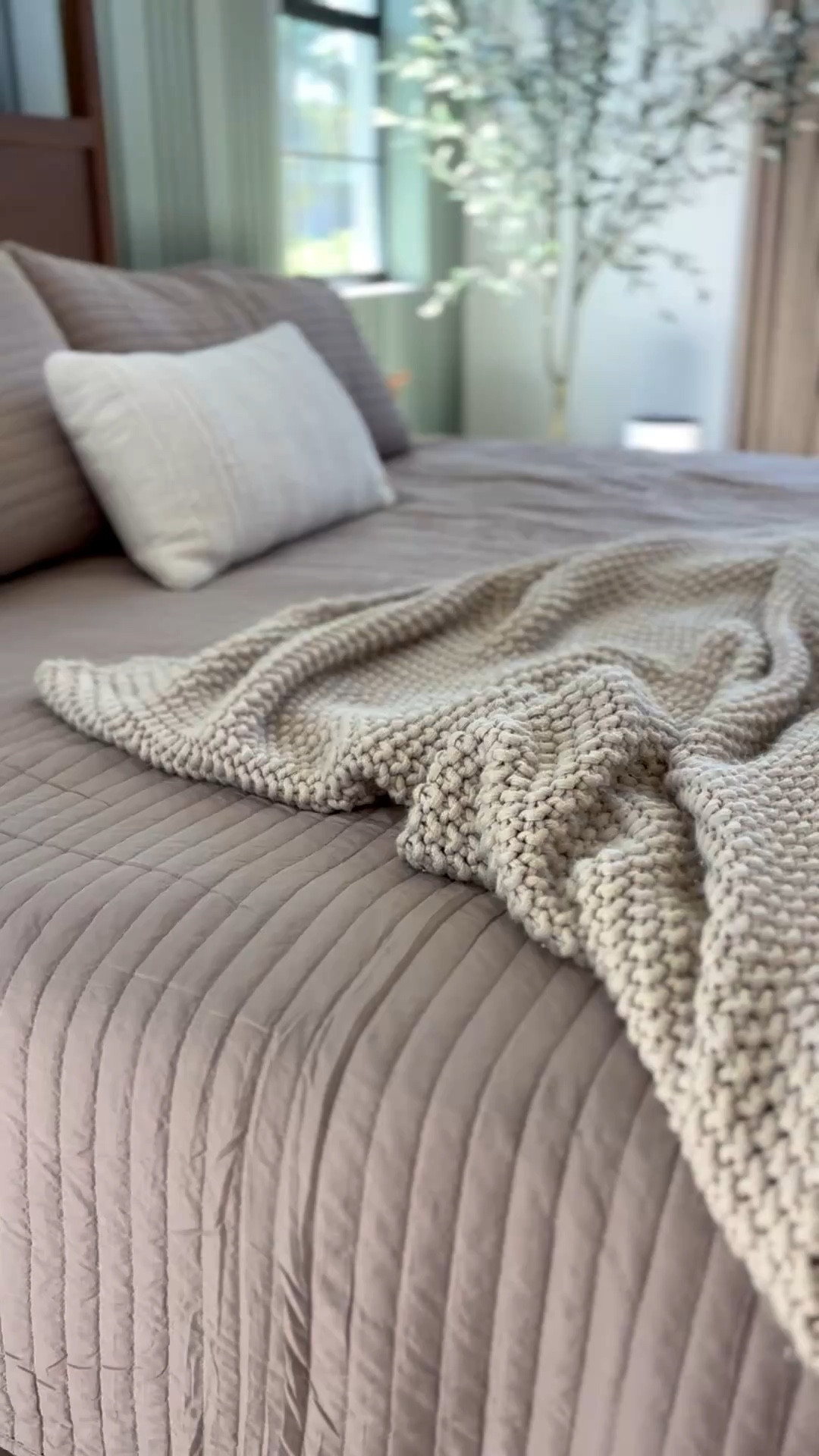 No better feeling than making your bed and knowing you’ll get to come home to the coziest looking bedroom. 

Bedroom decor
Bedroom inspo
Cozy home decor 

#LTKSaleAlert #LTKHome #LTKmorningroutine