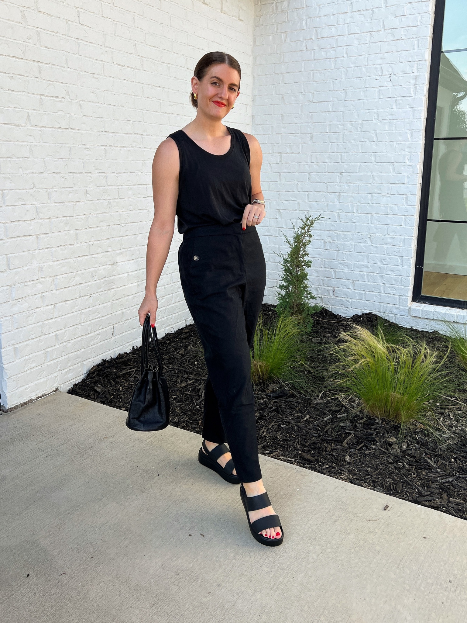 All black everything 🖤

My whole look is on sale right now!

Tank: small (runs large)
Pants: medium
Sandals: size 8
Lipstick shade: Cabo

#LTKfindsunder100 #LTKsalealert #LTKstyletip