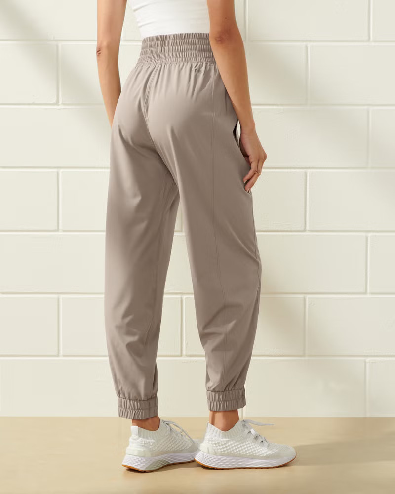 YPB motionTEK Jogger | Abercrombie & Fitch (US)