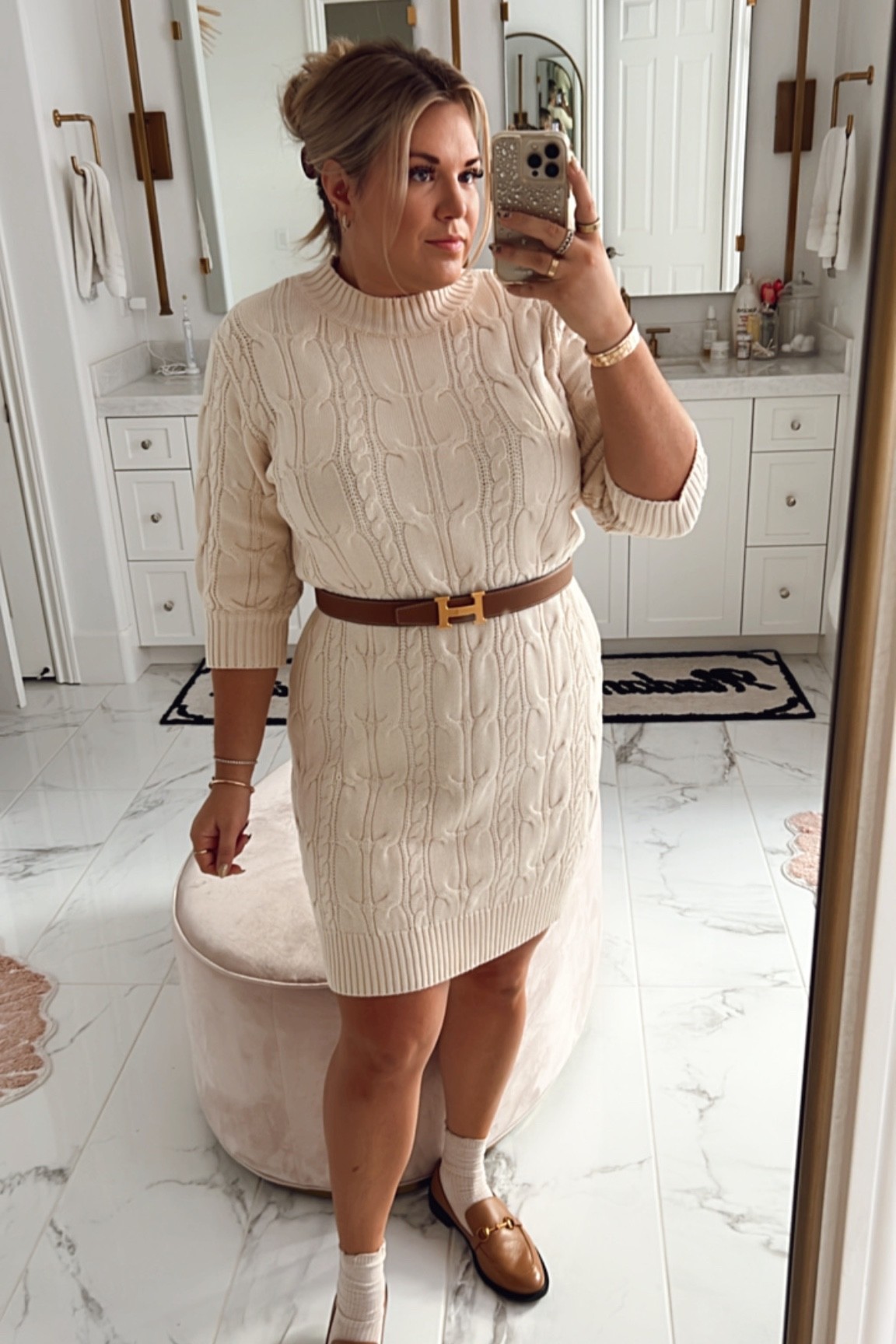curvy cable knit cream sweater dress! i’m in the size xl 

#LTKcurves #LTKunder100 #LTKSeasonal