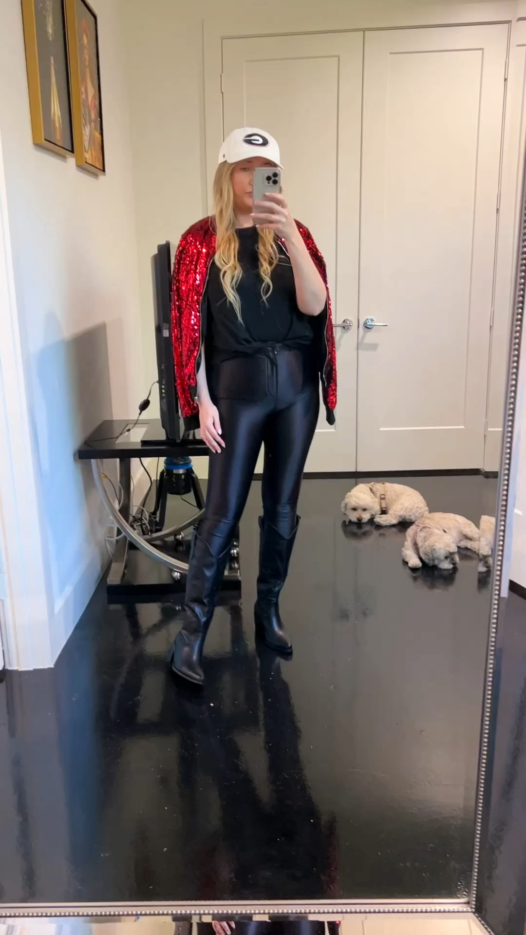 Georgia bulldogs football
Wearing small in everything/runs TTS

Georgia football. University of Georgia. Georgia football. Georgia football outfits. Georgia outfits. Georgia dawgs. Game day. Red and black gameday. Georgia bulldogs football. 

#LTKSeasonal #LTKBacktoSchool #LTKU