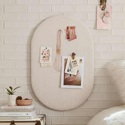 No Nails Oval Pinboard