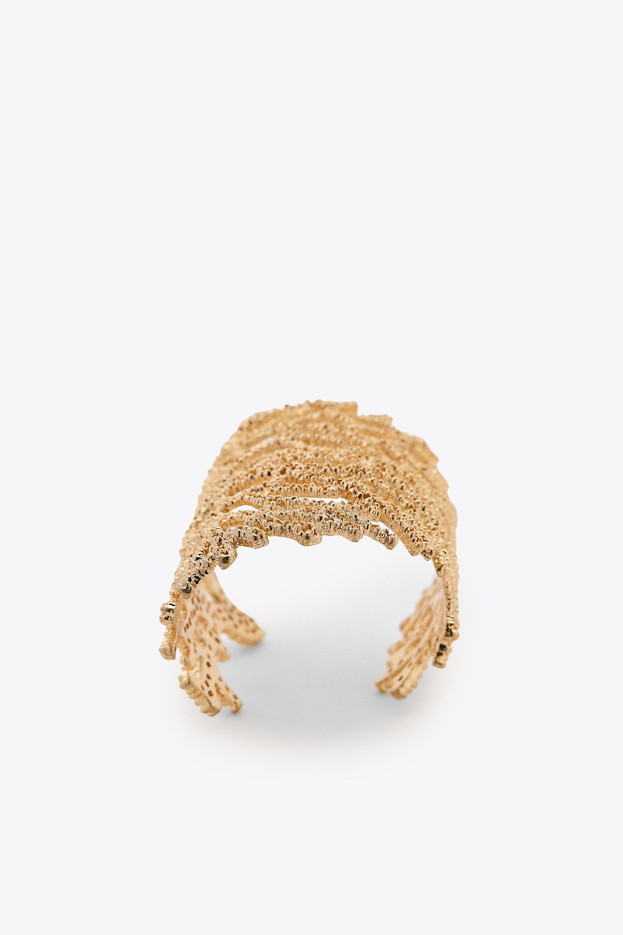 CORAL CUFF BRACELET | Zara US