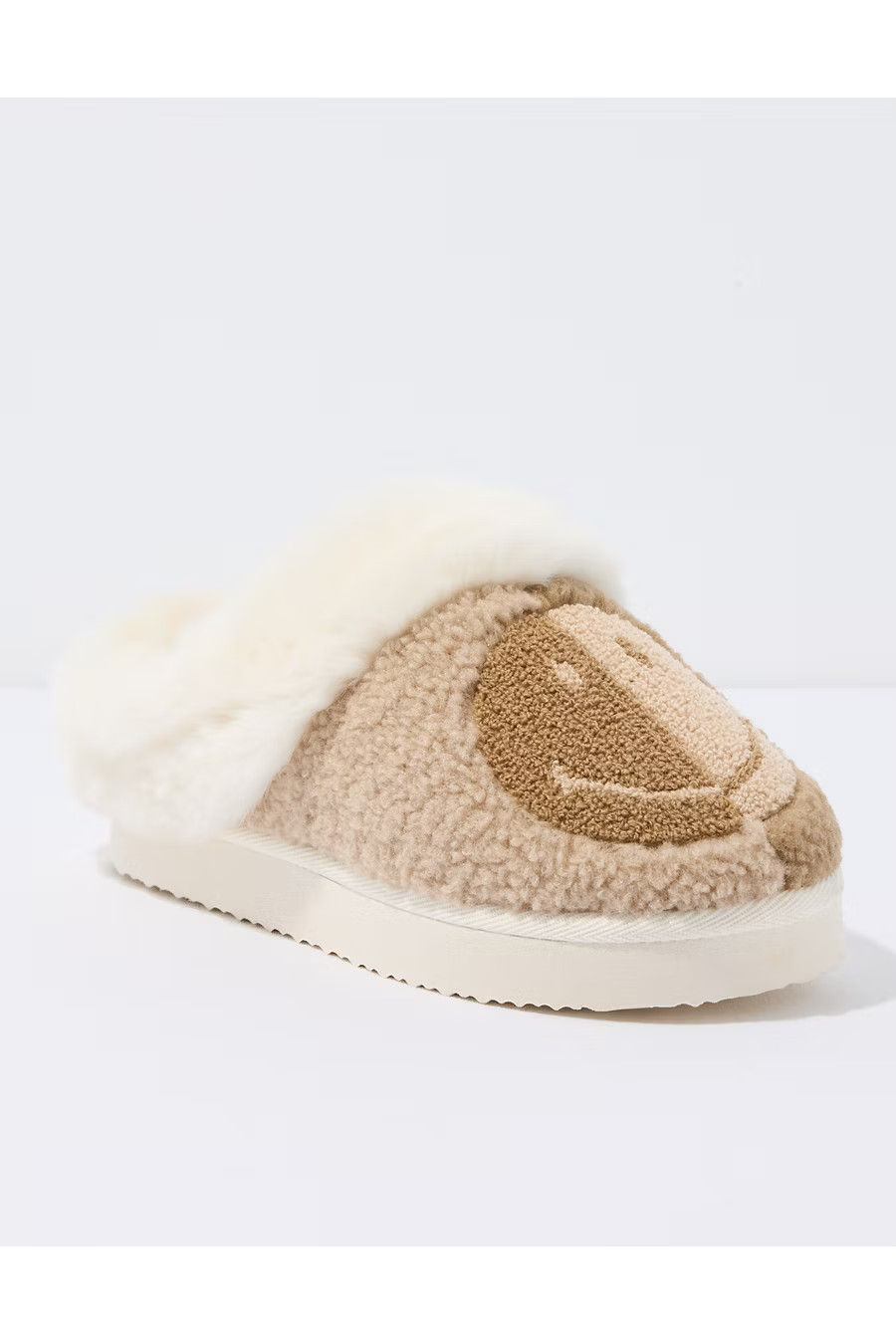 AE Smiley Slipper | American Eagle Outfitters (US & CA)