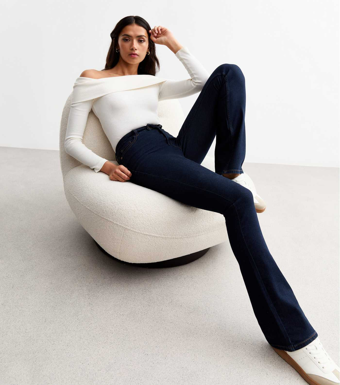 Tall Navy Waist Enhance Quinn Bootcut Jeans | New Look | New Look (UK)