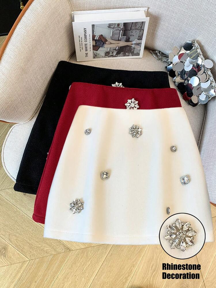 GlowEve Falda Corta Elegante De Lana Con Adornos De Strass Para Mujeres | SHEIN