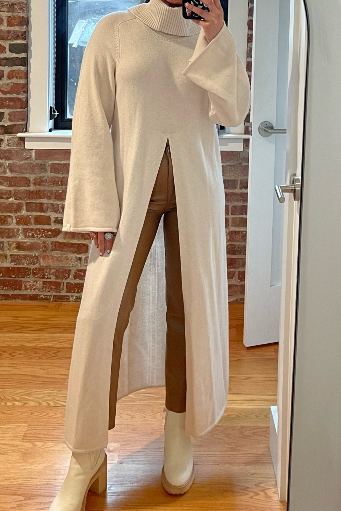 MELINA PANT SALE!!! 

#LTKHoliday #LTKsalealert #LTKSeasonal