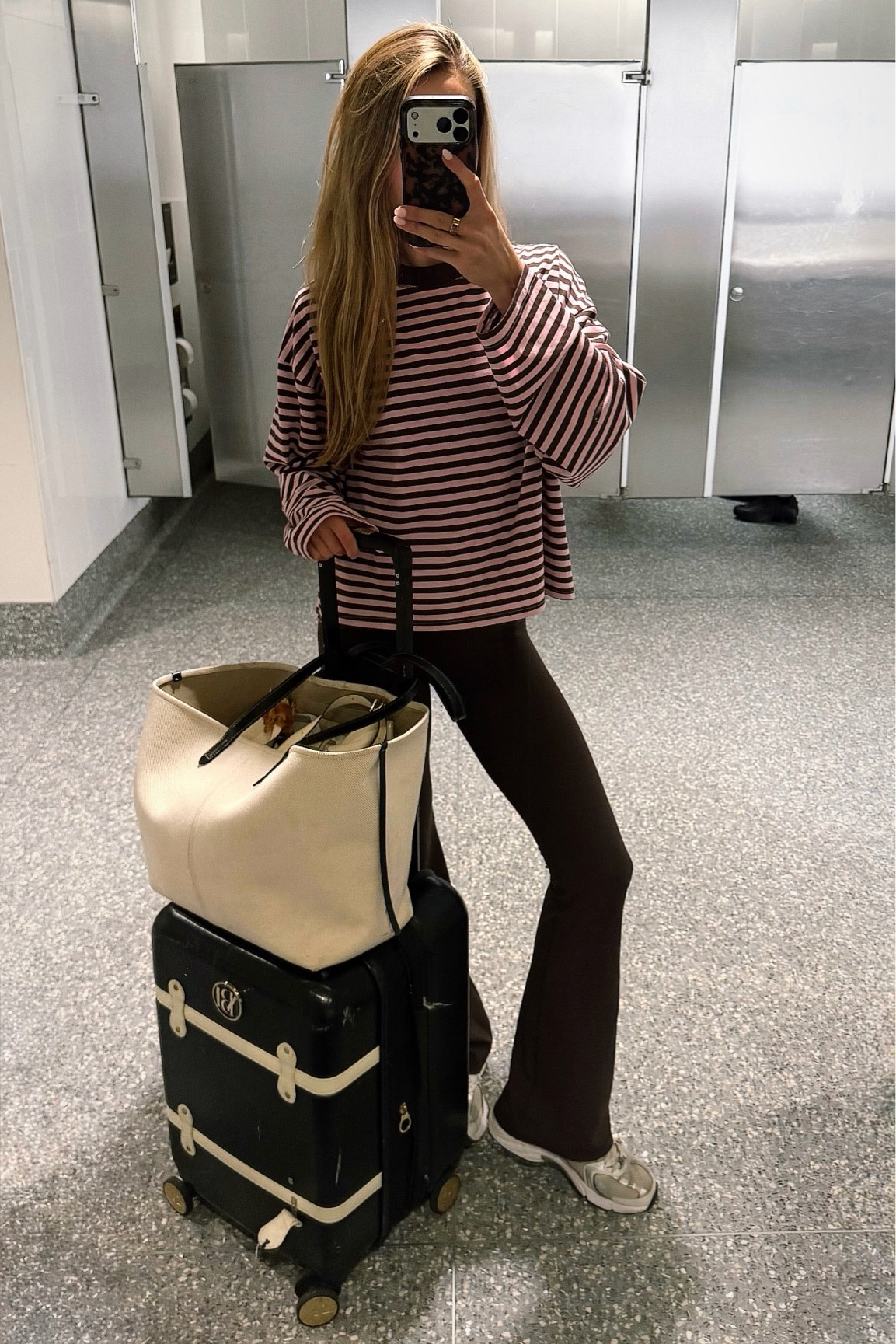 cute but cozy airport fit! Wearing size S top and XS bottoms! 

#LTKActive #LTKootd #LTKTravel