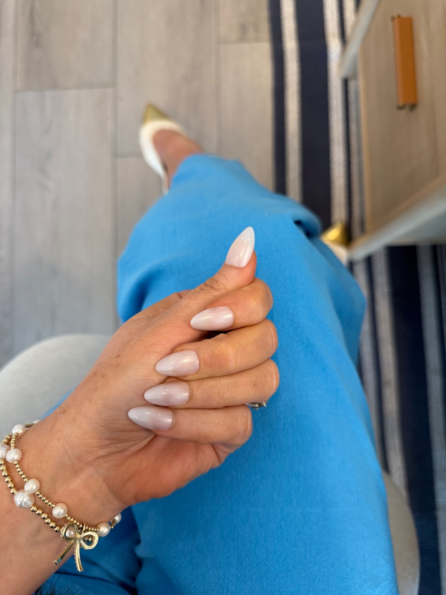 The easiest mani 
💅🏻
Glamnetic Nails on Amazon


#LTKBeauty #LTKStyleTip #LTKWorkwear