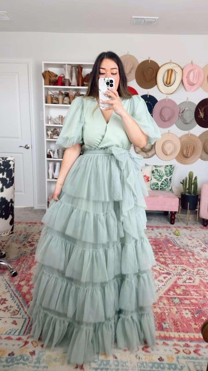 A Beautiful Feeling Seafoam Maxi Dress - wearing medium

Holiday outfit, Christmas outfit, holiday style, Christmas style, holiday fashion, Christmas fashion, holiday look, Christmas look,    holiday dress, Christmas dress, puff sleeve dress, sage dress, sage green dress, mint dress, mint green dress, seafoam dress, seafoam green dress, tulle dress, thanksgiving outfit, thanksgiving dress, thanksgiving style, thanksgiving fashion, thanksgiving look, fall family photos outfit, holiday family photos outfit, holiday card outfit, Christmas card outfit, special occasion dress, special occasion outfit, formal dress, formal dinner dress, evening dress, dramatic dress, love shack fancy lookalike, selkie lookalike, black tie event dress, wedding guest dress, NYE outfit, NYE fashion, nye style, nye look, New Year’s Eve outfit, New Year’s Eve fashion, New Year’s Eve style, New Year’s Eve look, midsize fashion, midsize style, midsize outfit, midsize look, midsize blogger, midsize influencer 

#LTKHoliday #LTKSeasonal #LTKmidsize