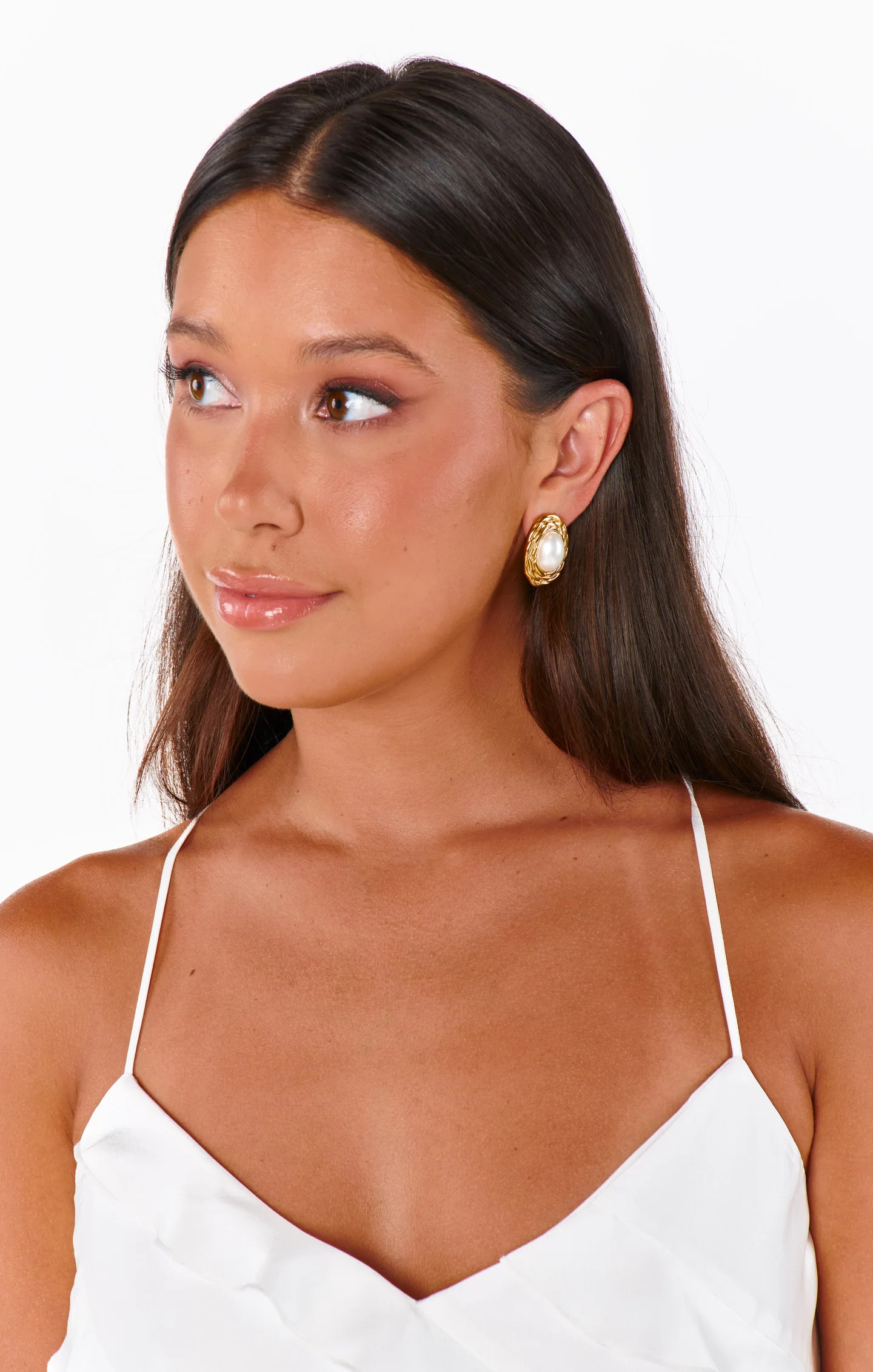 Petit Moments Oval Pearl Stud Earrings ~ Gold | Show Me Your Mumu