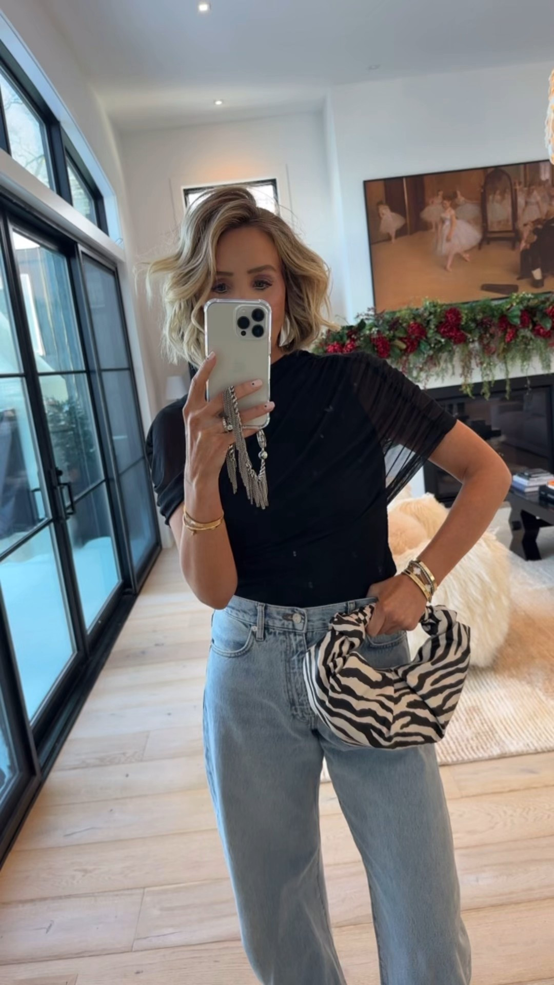 Such a stunning date night/GNO top 😍😍😍