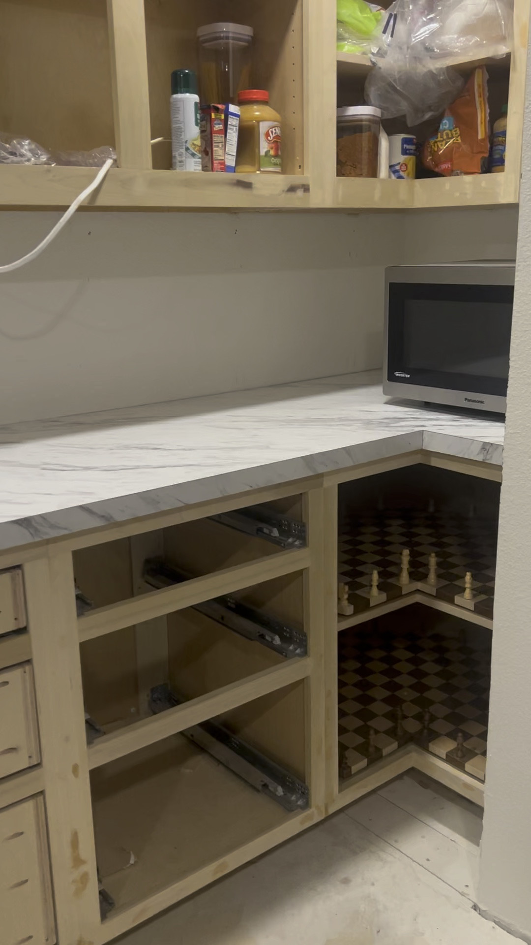 Our marble look-alike laminate countertop! Who you can’t have gorgeous and budget friendly countertops?! 😍 

#LTKhome