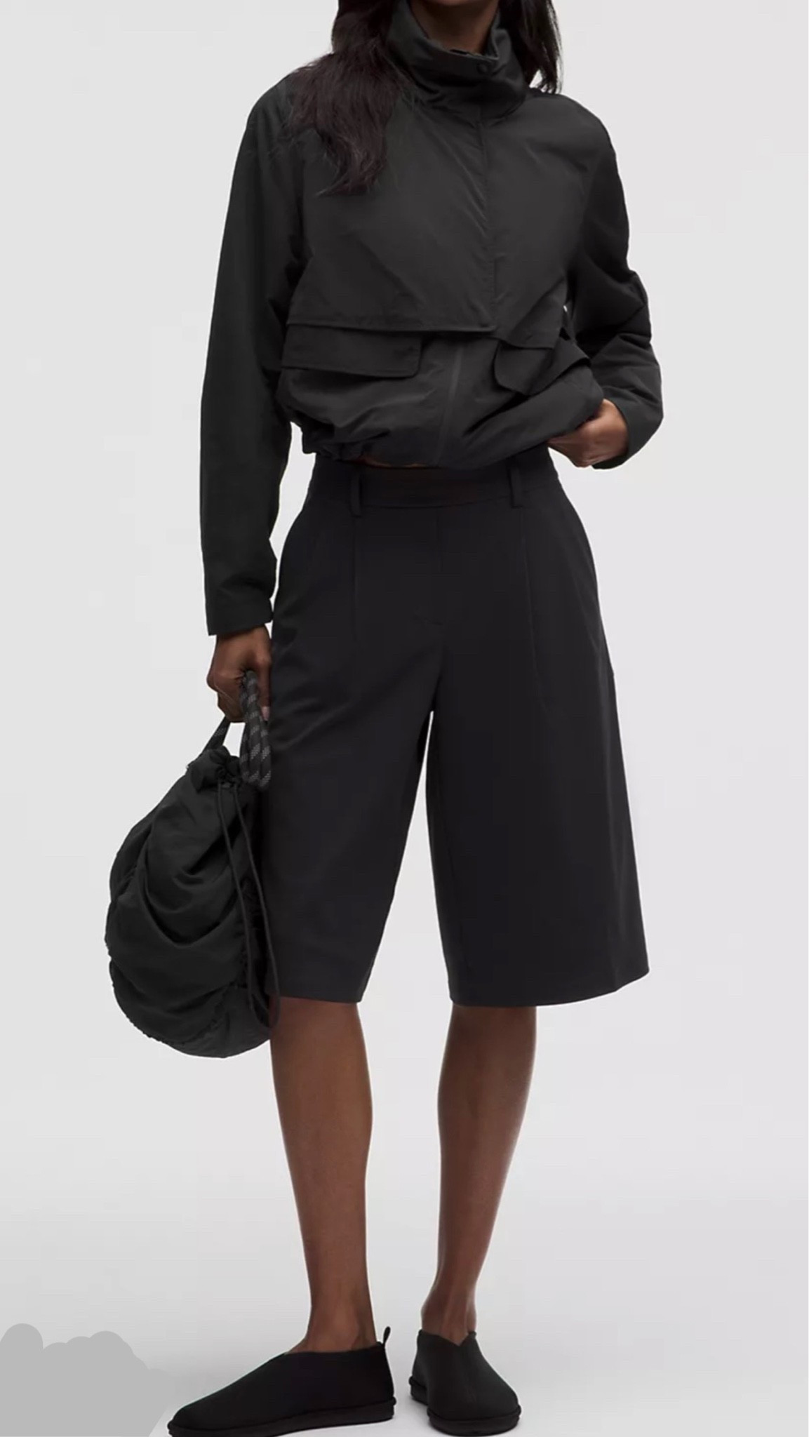 Our favorite sneaky comfy pants are now out in shorts!