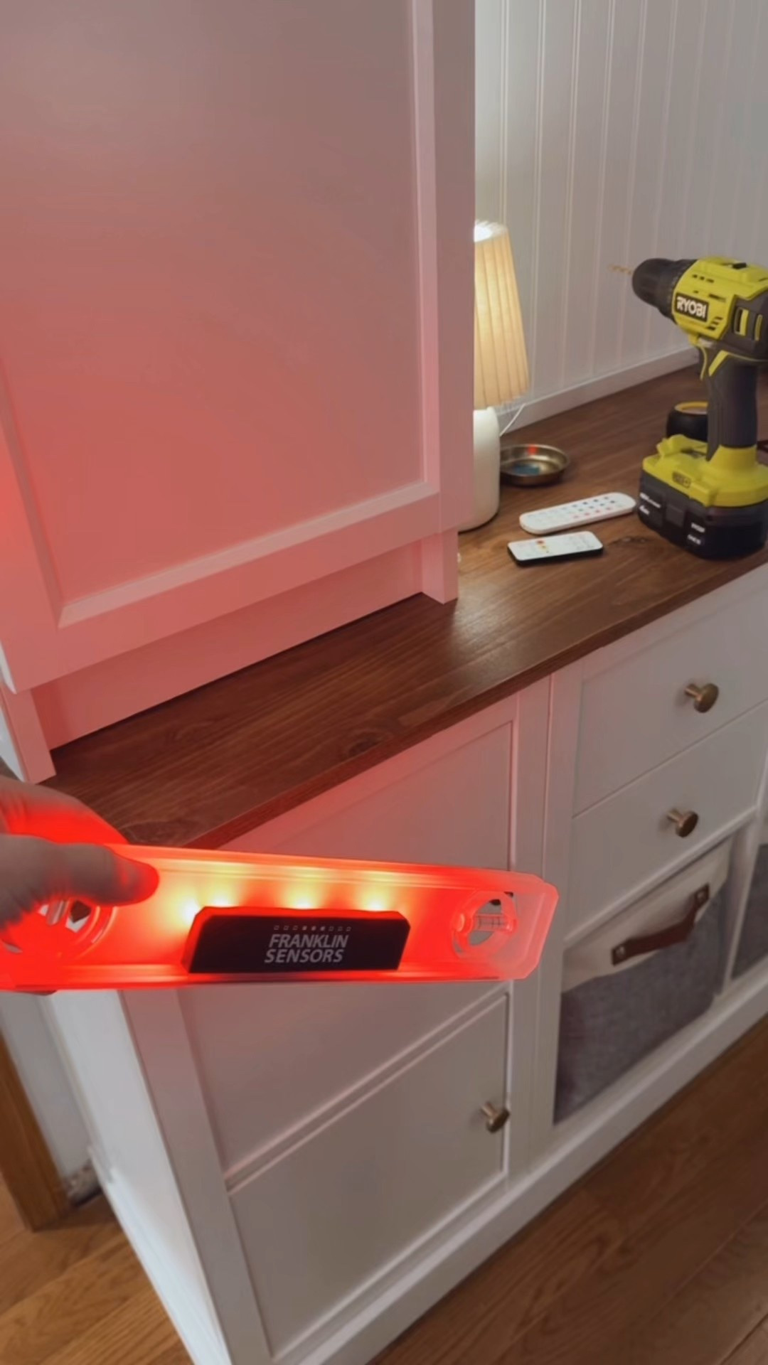 Level that lights up green when you are level and red when not. It does also have the level bubbles in it on each side as well! Super easy to use!

#LTKSaleAlert #LTKMens #LTKHome